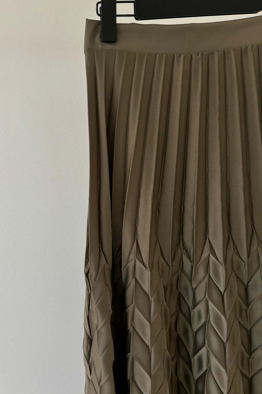 Self-Patterned Pleated Skirt - Khaki