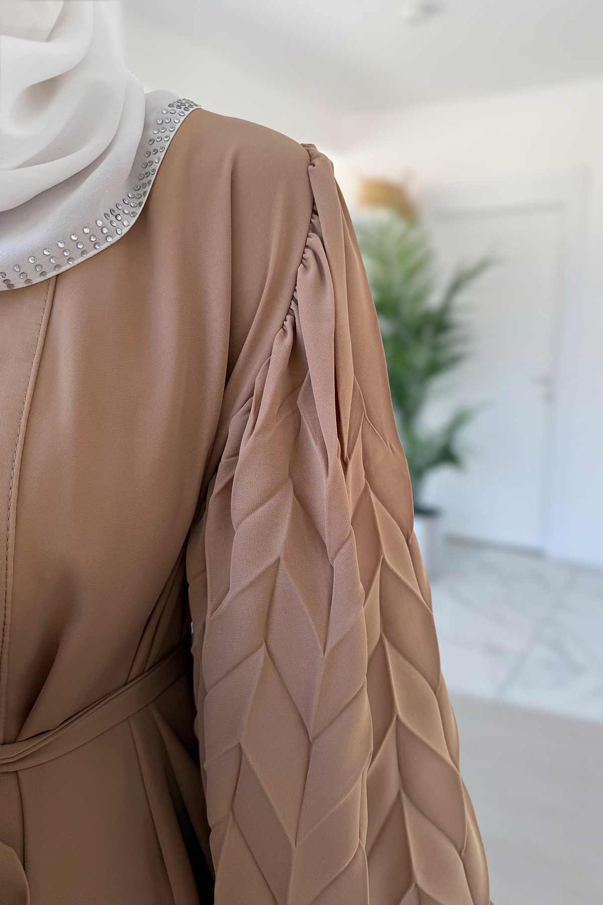 Spanish Sleeve Pocket Abaya - Beige