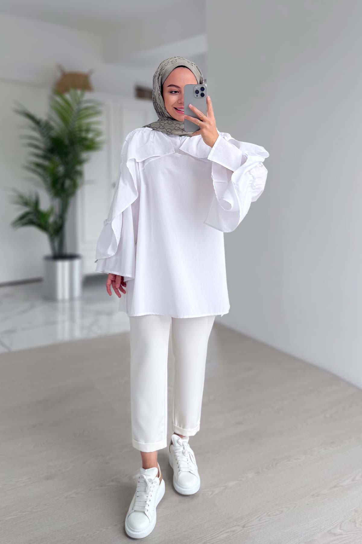 Ruffle Detail Shirt - White