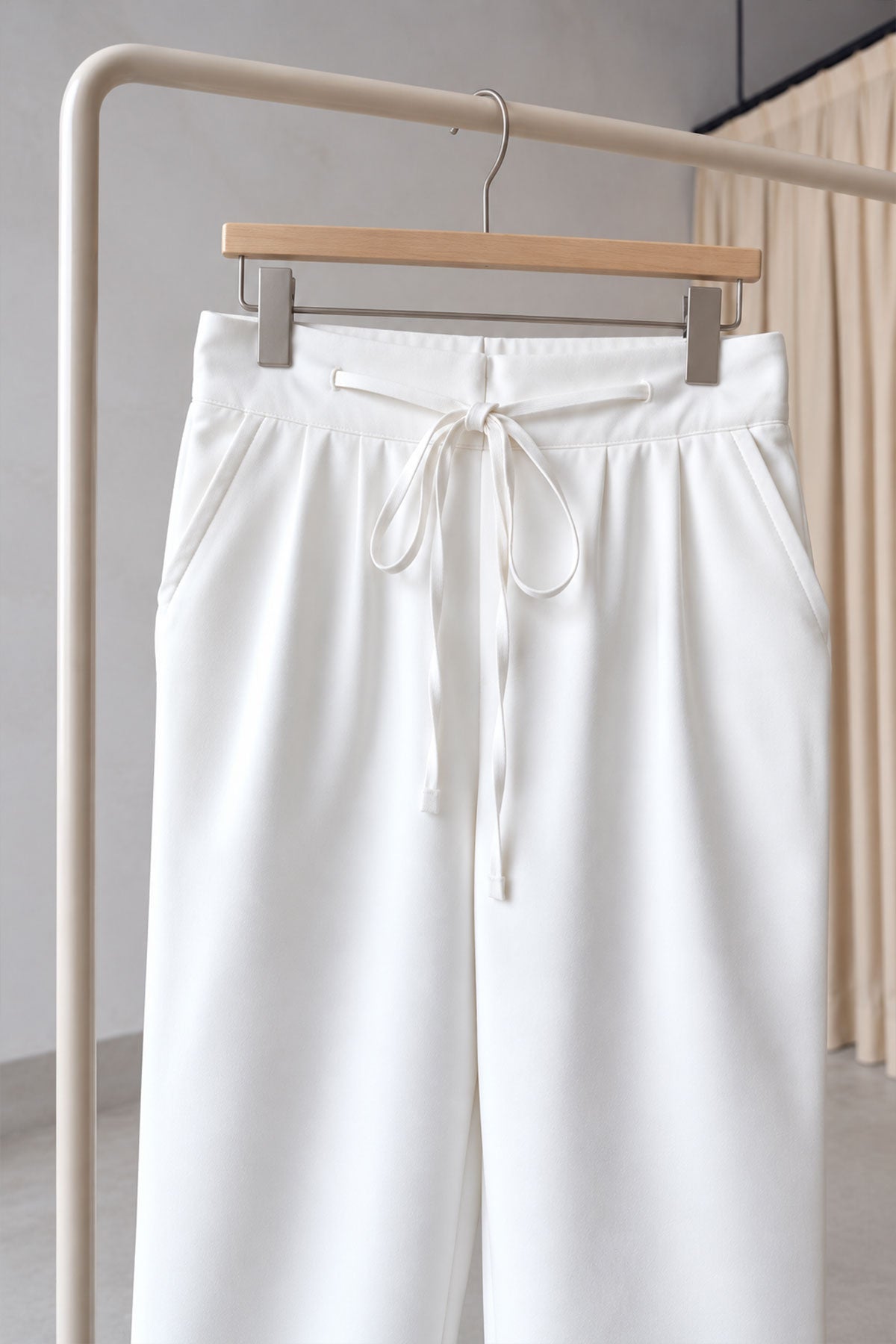 Rope Detail Carrot Pants - White