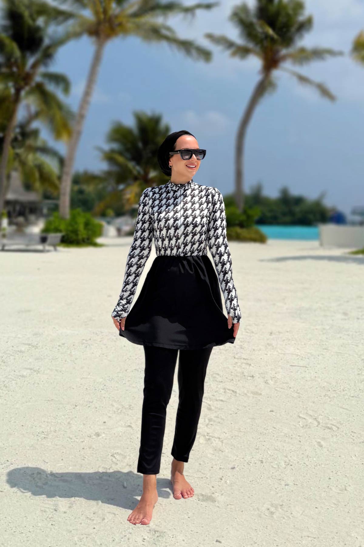 Island Surf 4-Pack Modest Swimsuit - Black