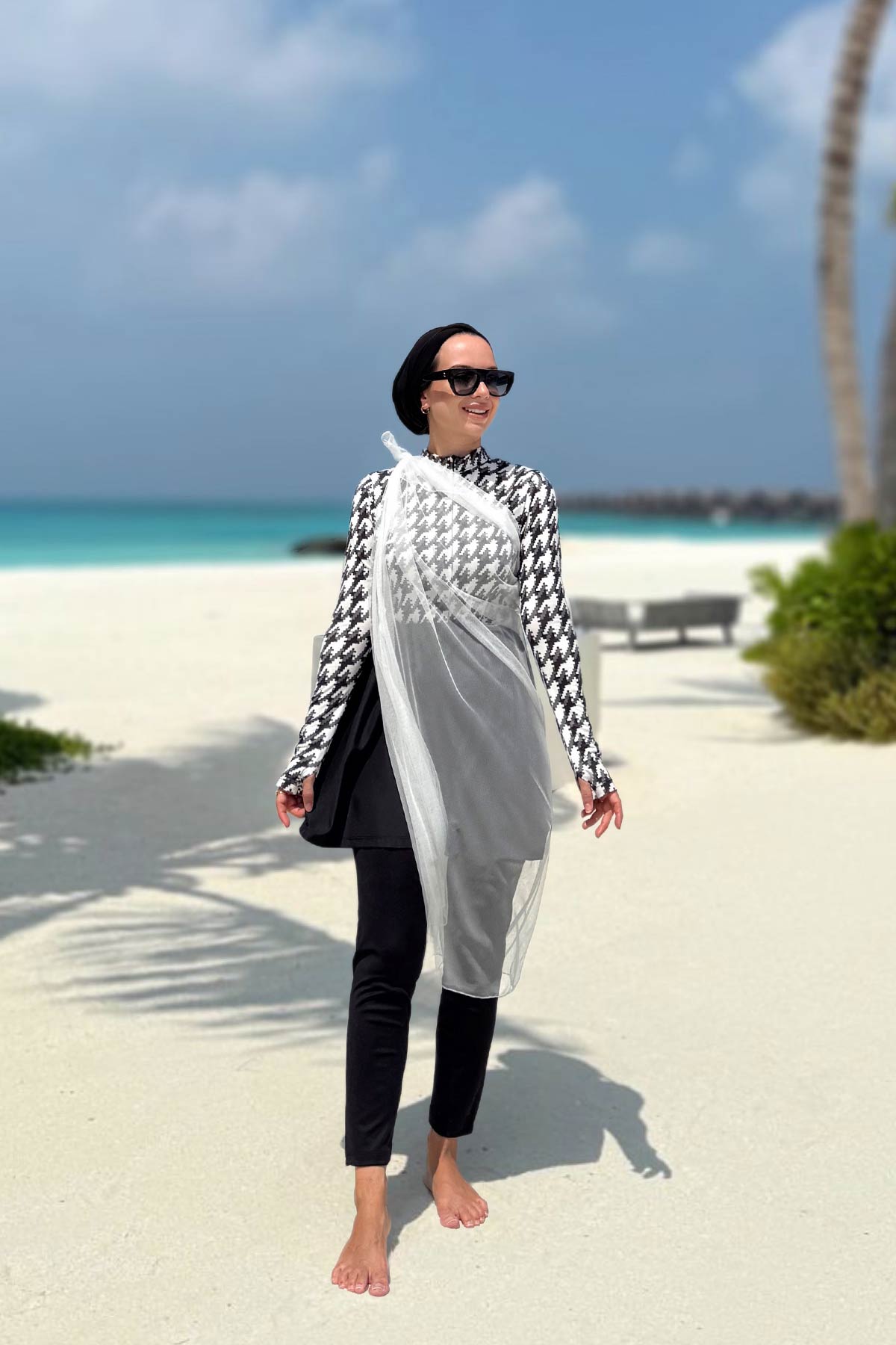 Island Surf 4-Pack Modest Swimsuit - Black