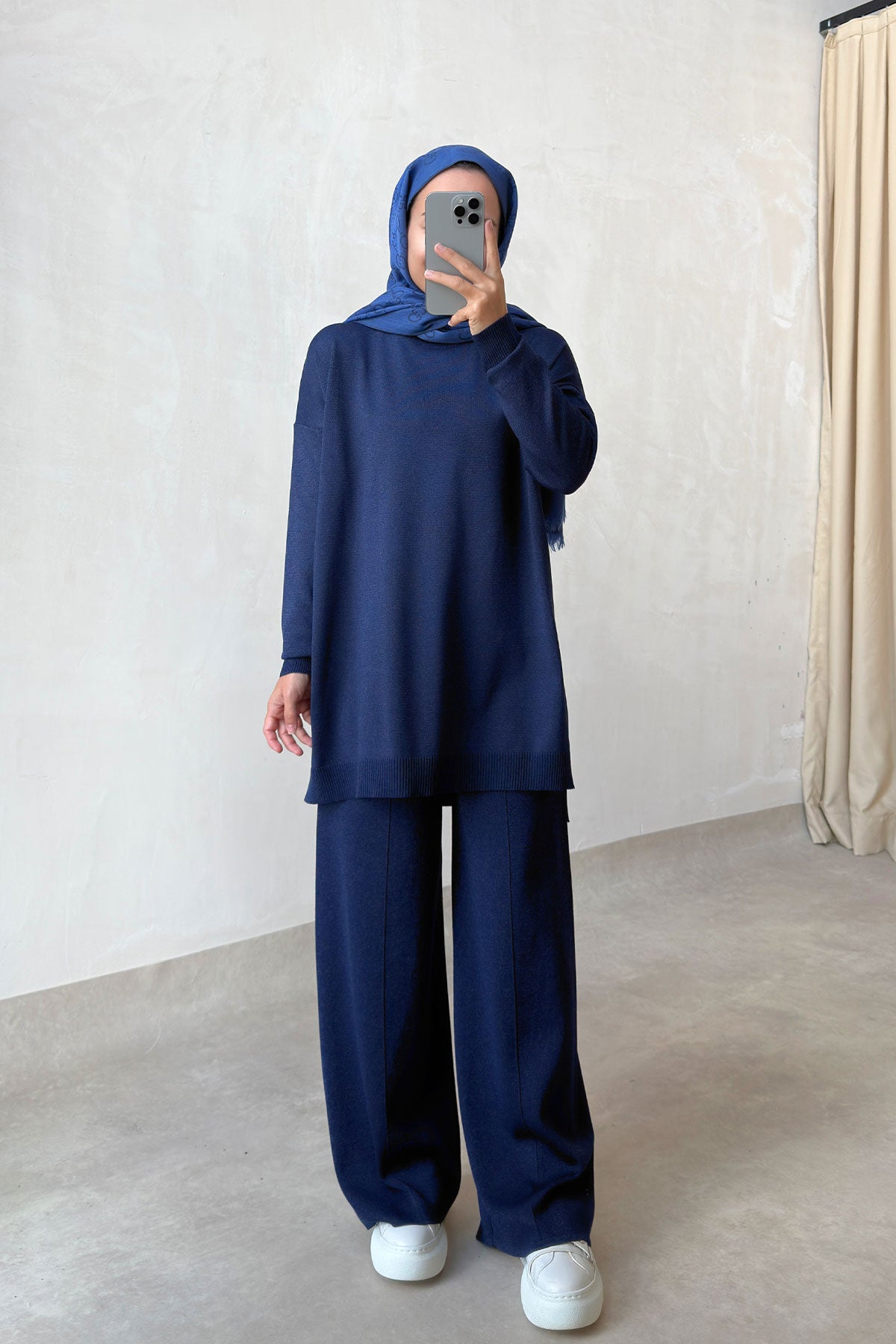 Sparkling Mercerized Suit - Navy Blue