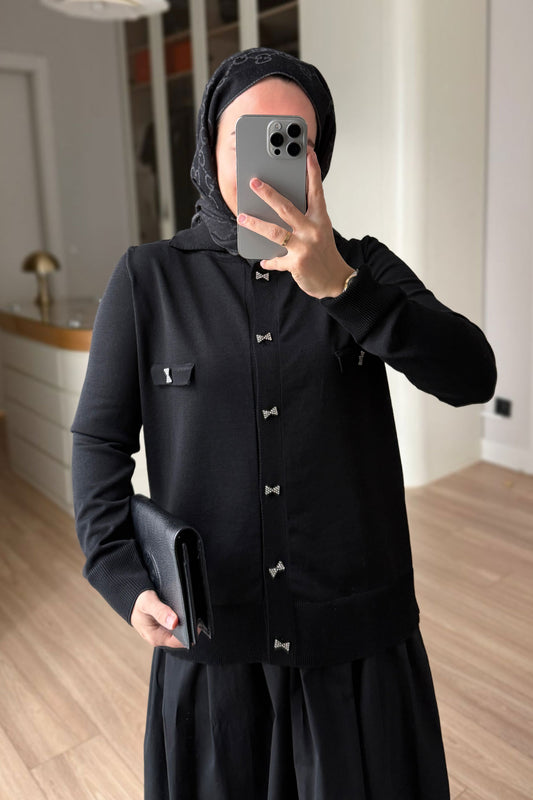 Brooch Detail Mercerized Cardigan - Black