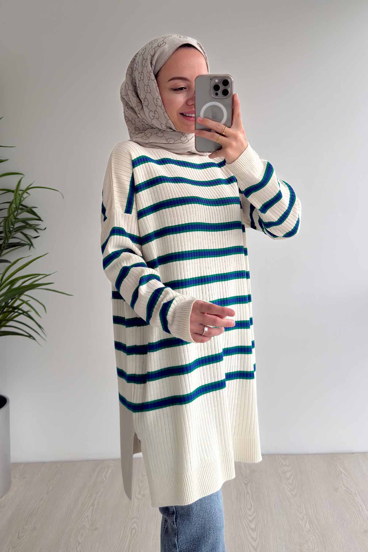 Lady Knitwear Tunic - Blue