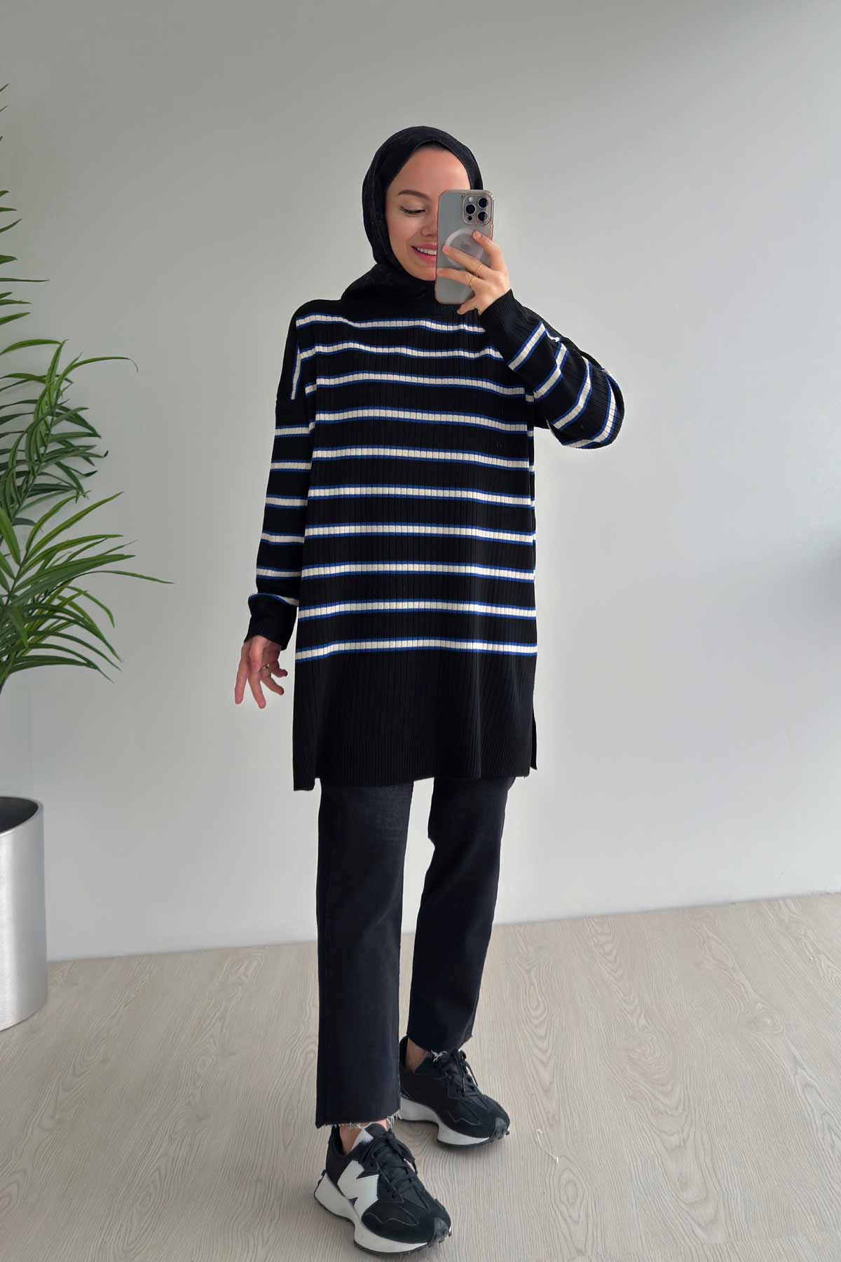 Lady Knitwear Tunic - Black/Saxe