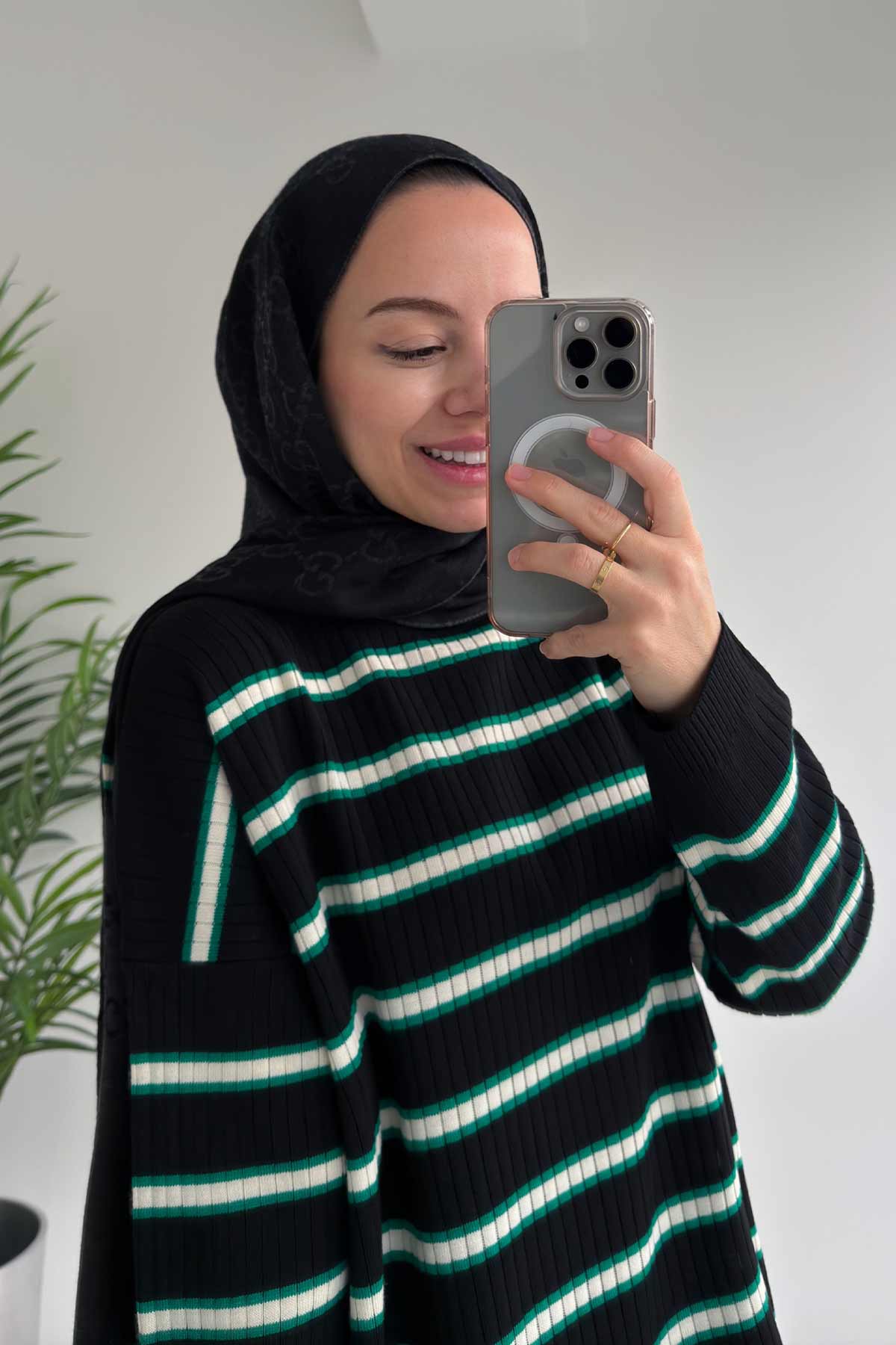 Lady Knitwear Tunic - Black/Green