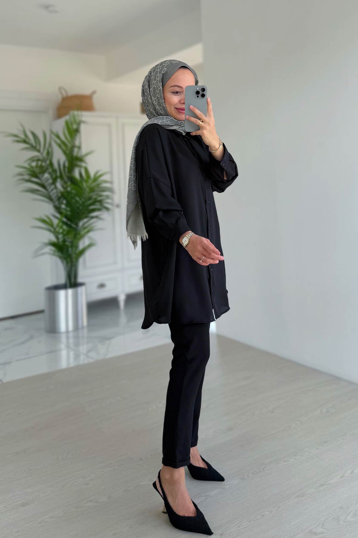 Oversize Satin Shirt - Black