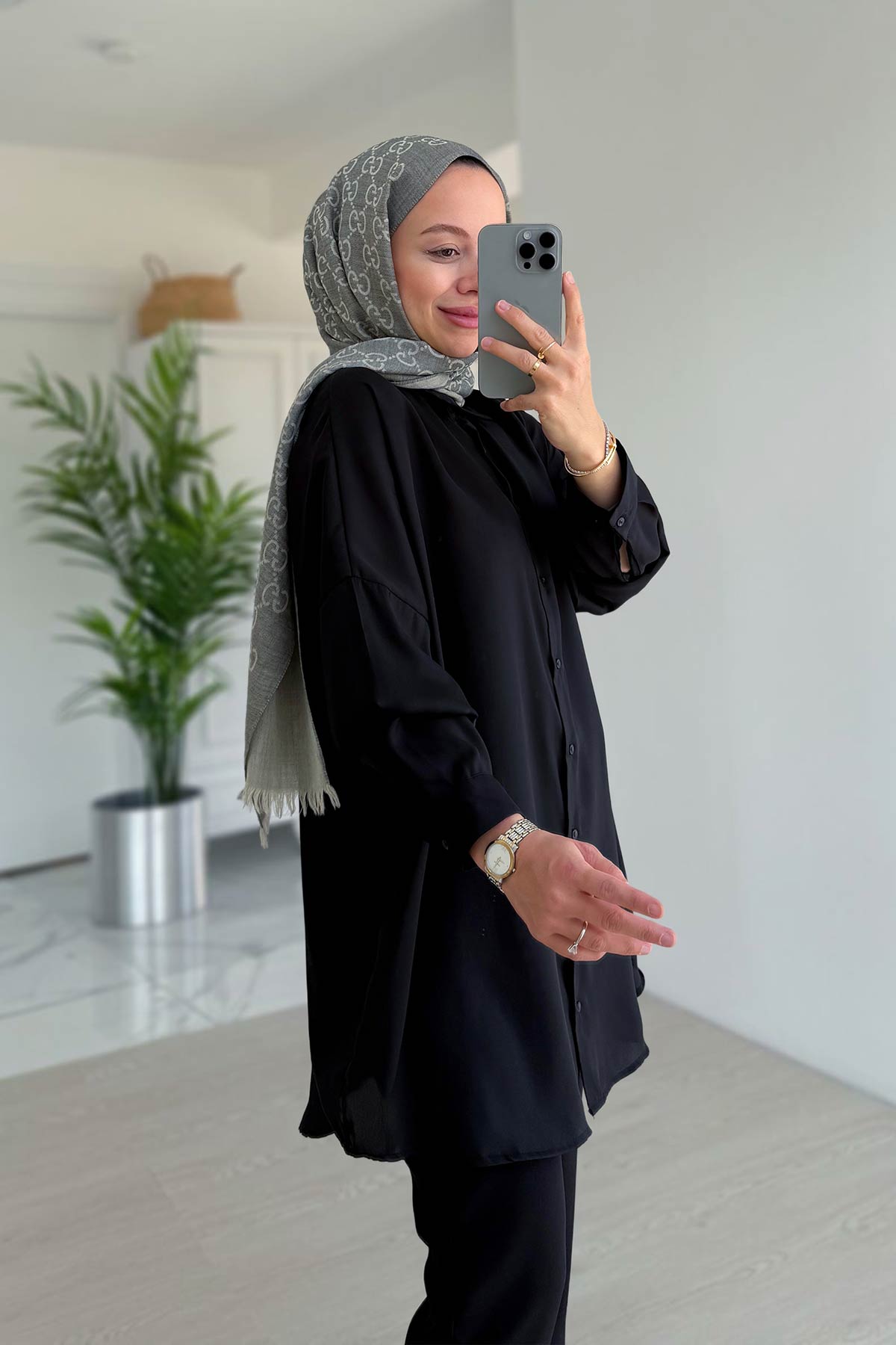 Oversize Satin Shirt - Black