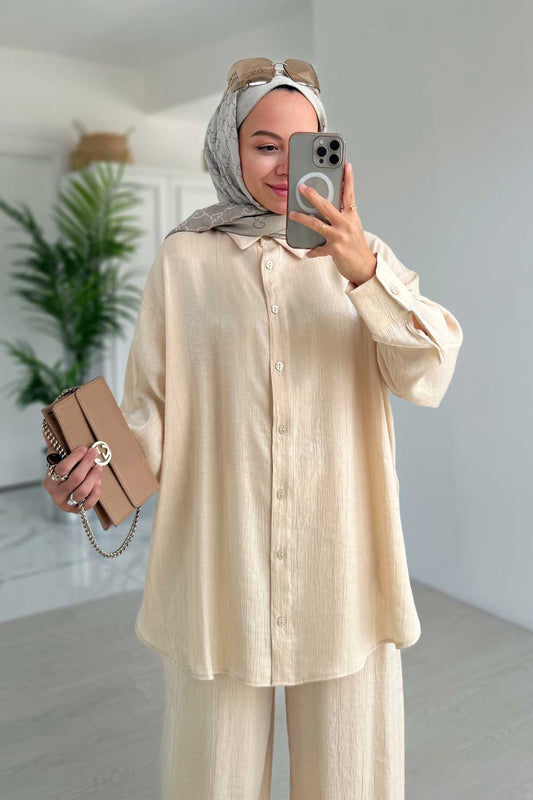 Shiny Textured Loose-Fit Two-Piece Suit - Beige