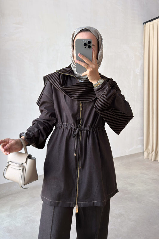 Two-Piece Denim Suit with Shawl Detail - Brown