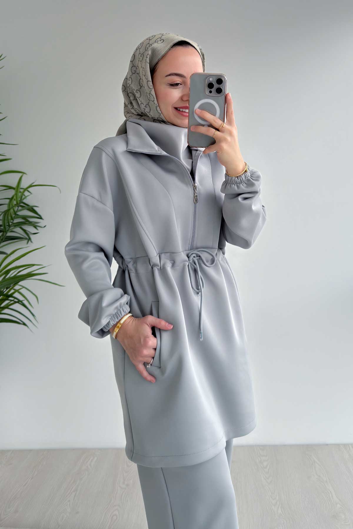 Design Collar Scuba Suit - Grey