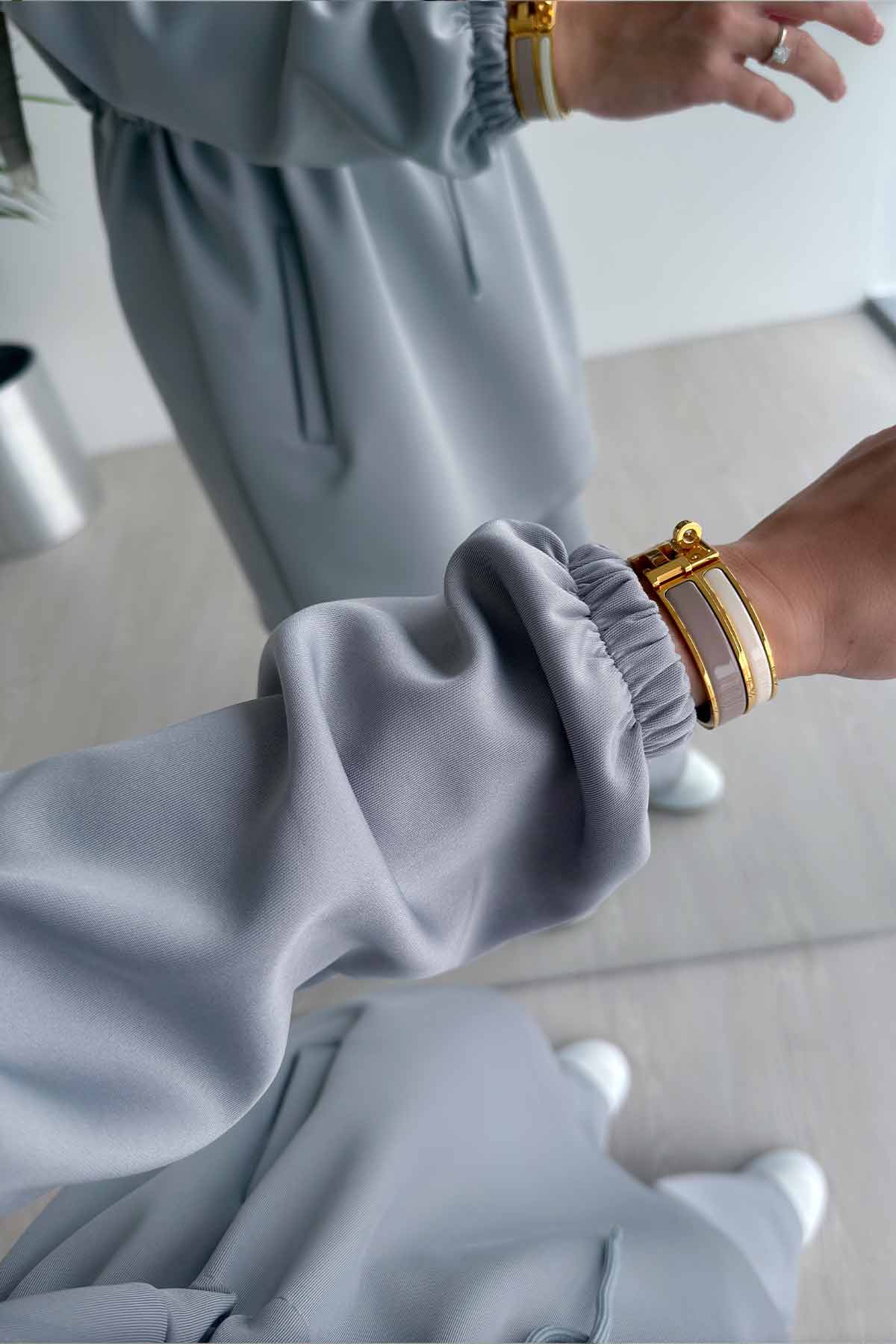 Design Collar Scuba Suit - Grey