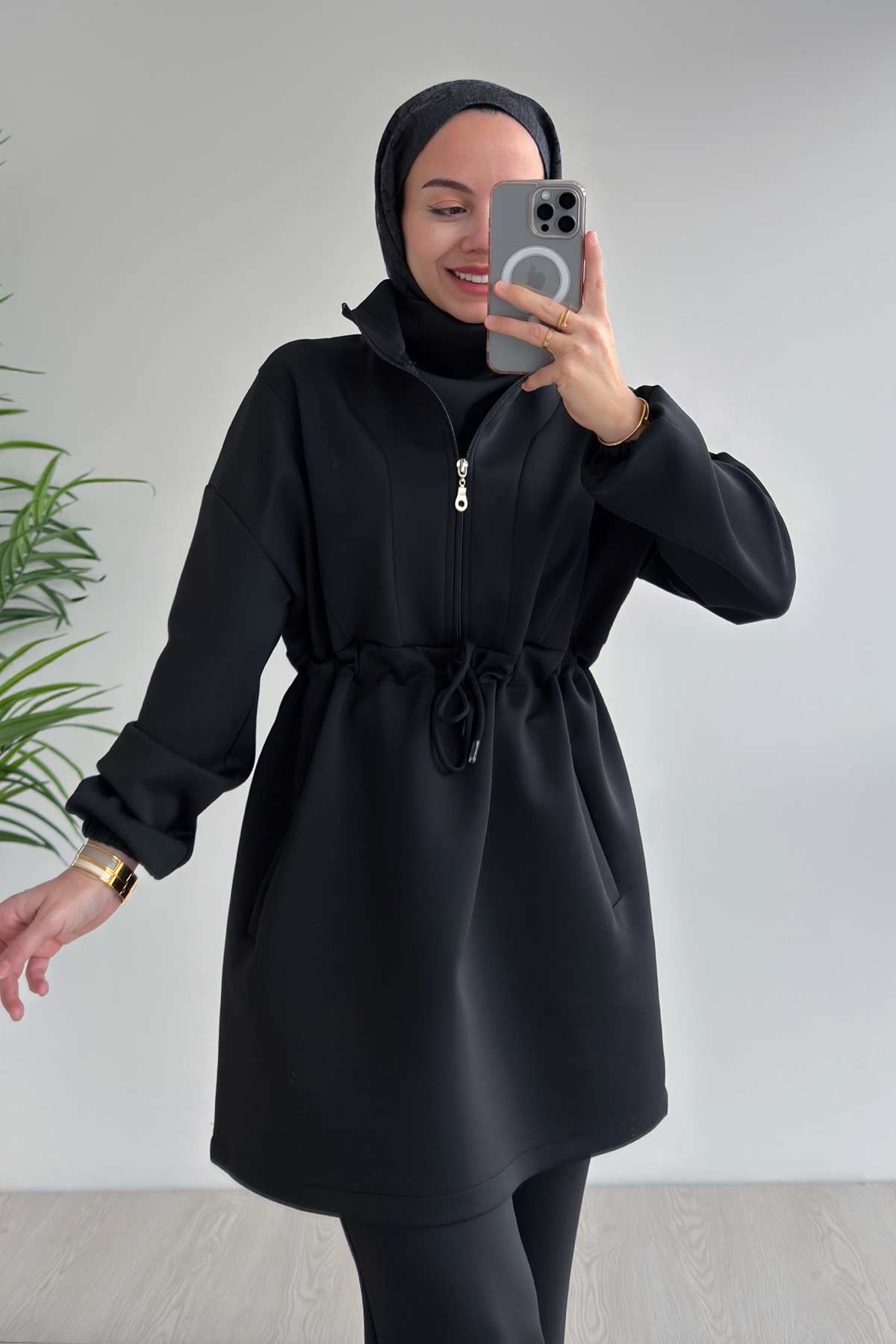 Design Collar Scuba Suit - Black