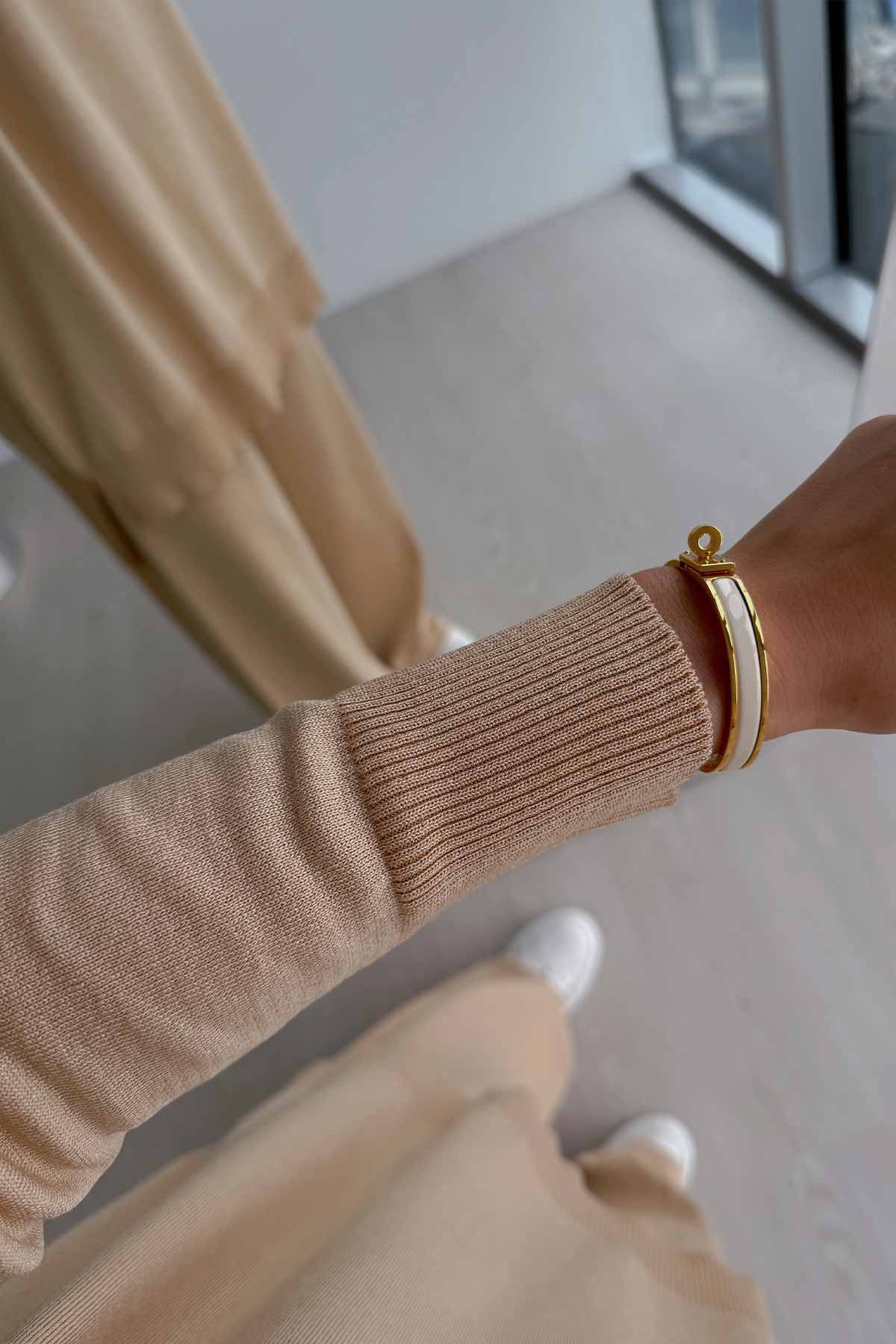 Stoned Pocket Mercerized Suit - Coffee Milk