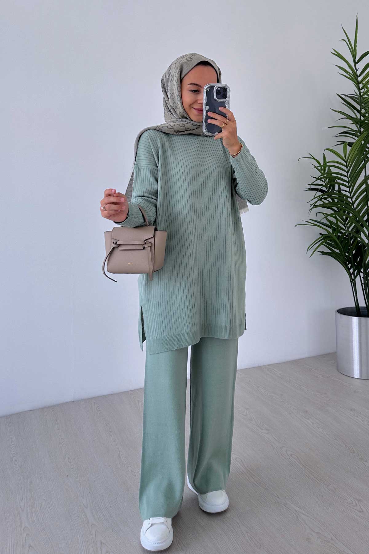 Anje Knitwear Suit - Green