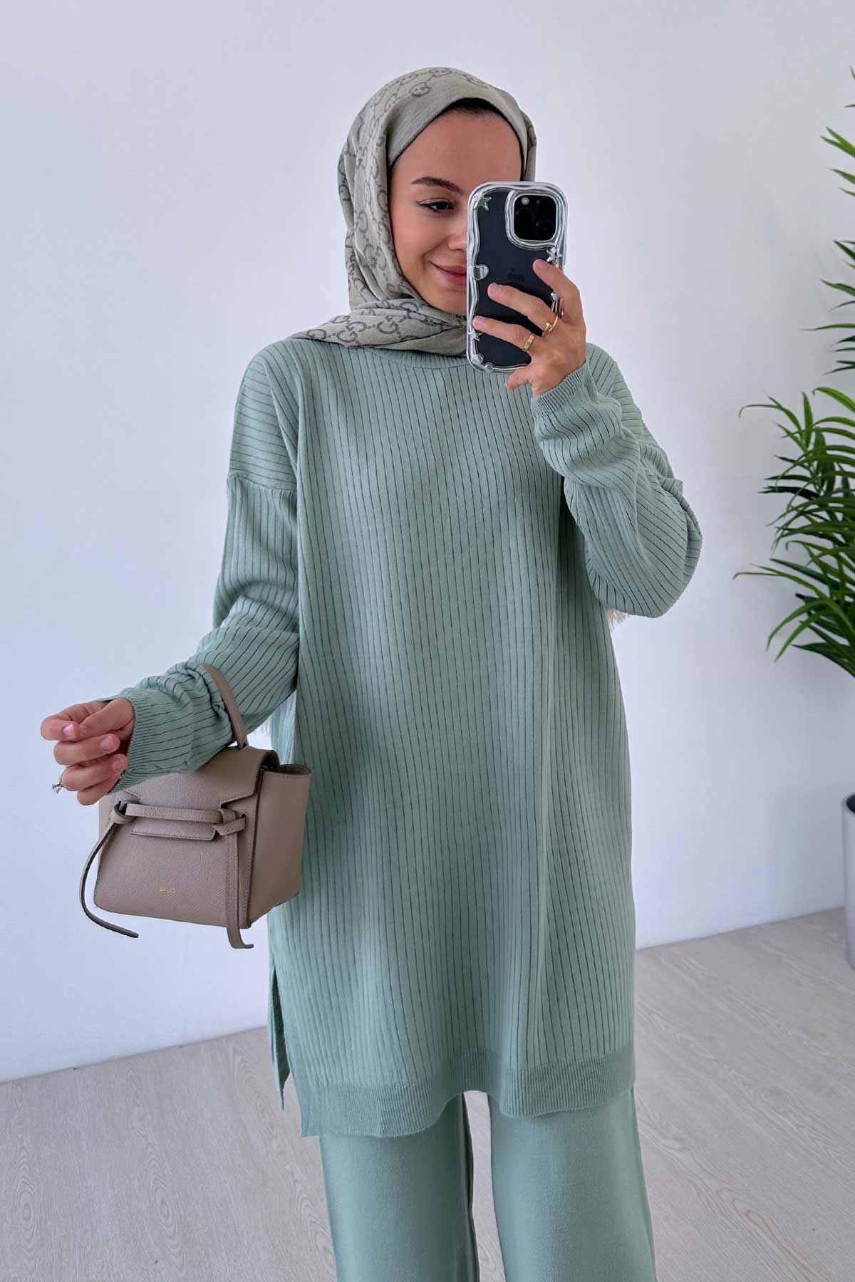 Anje Knitwear Suit - Green