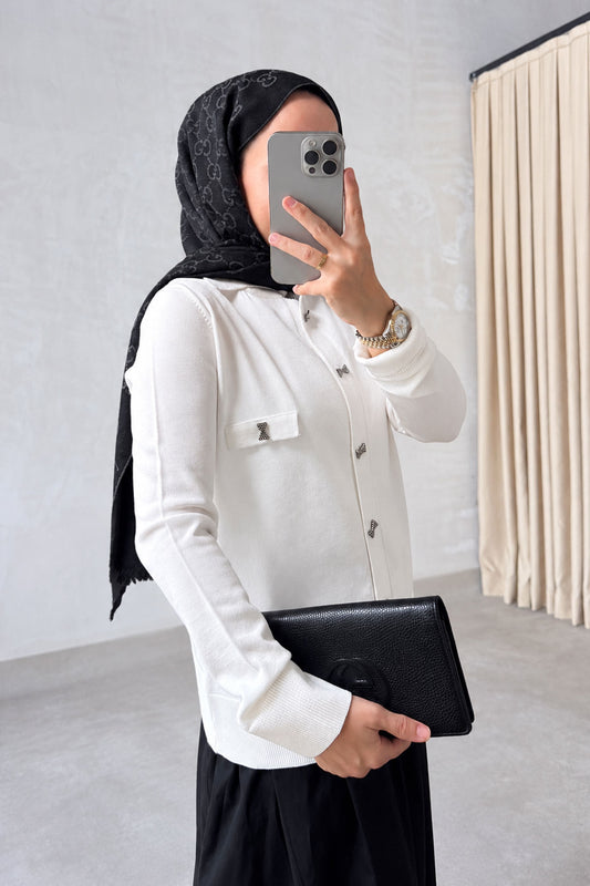 Brooch Detail Mercerized Cardigan - White