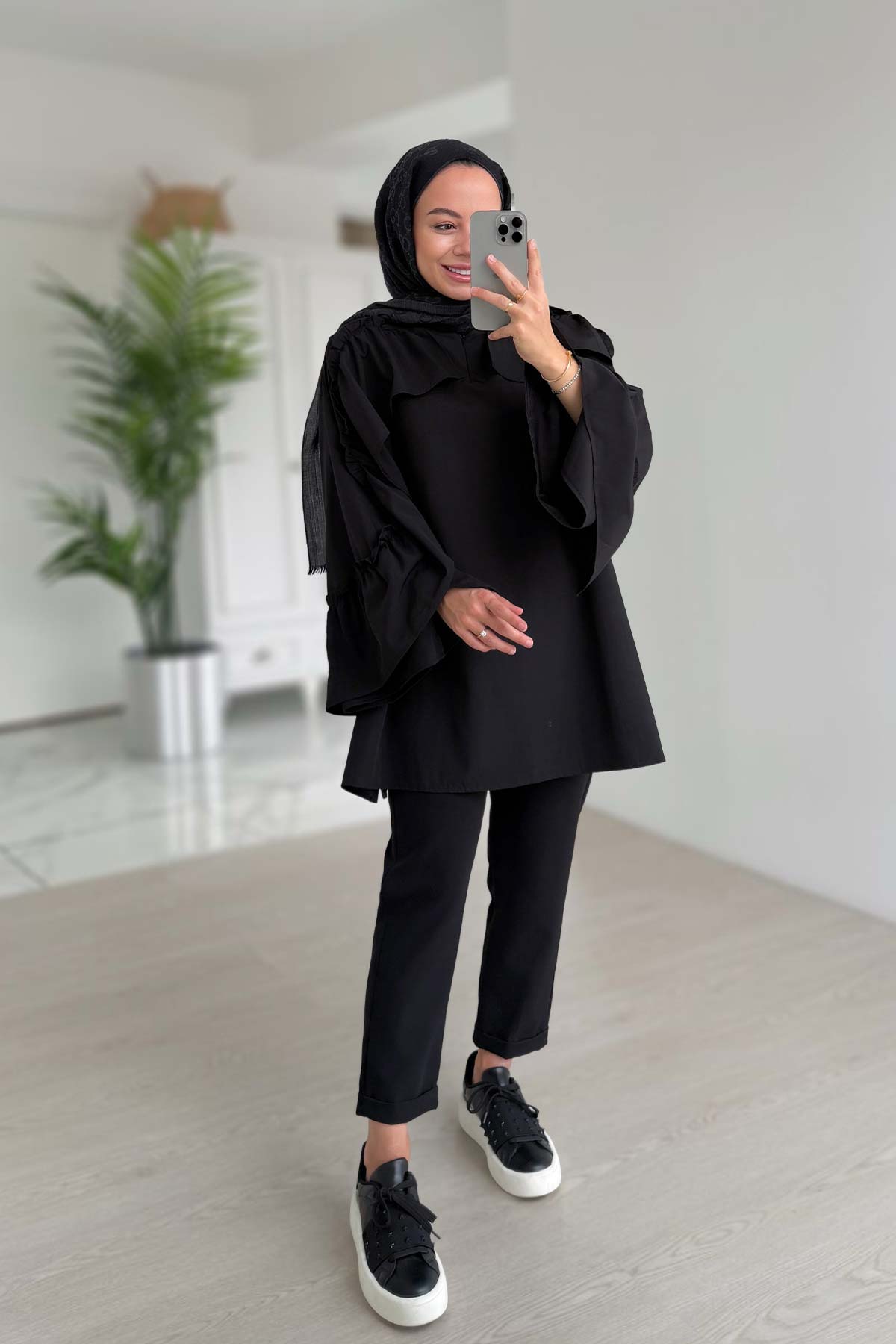 Ruffle Detail Shirt - Black