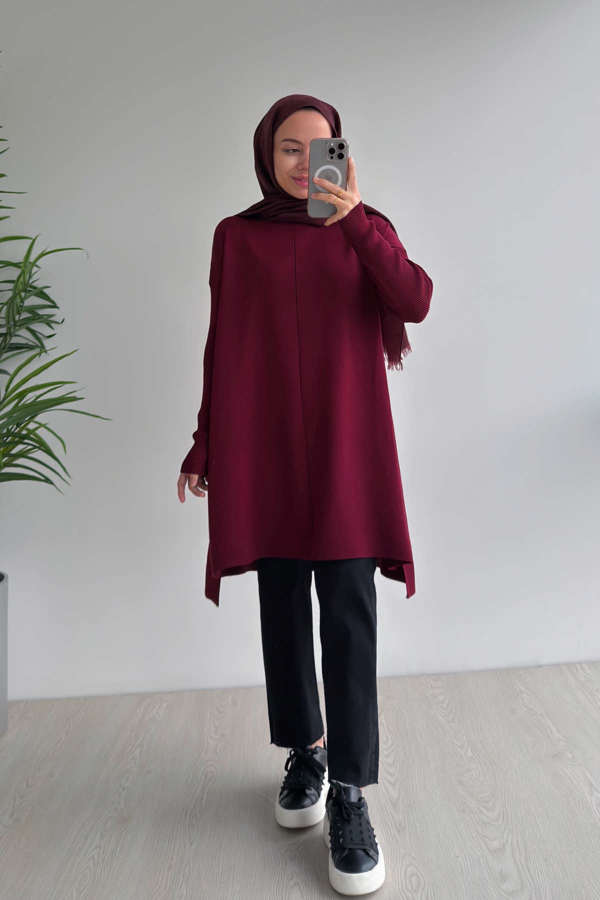 Mira Mercerized Tunic - Burgundy