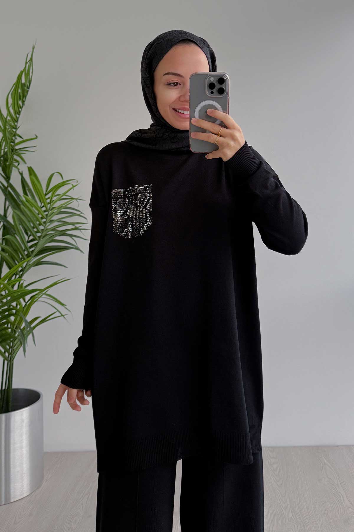 Stoned Pocket Mercerized Suit - Black