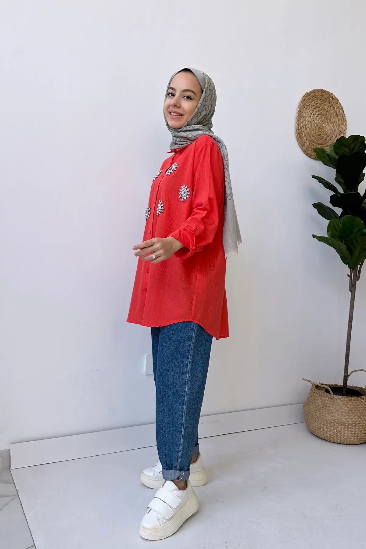 Star Diamond Shirt - Pomegranate Color