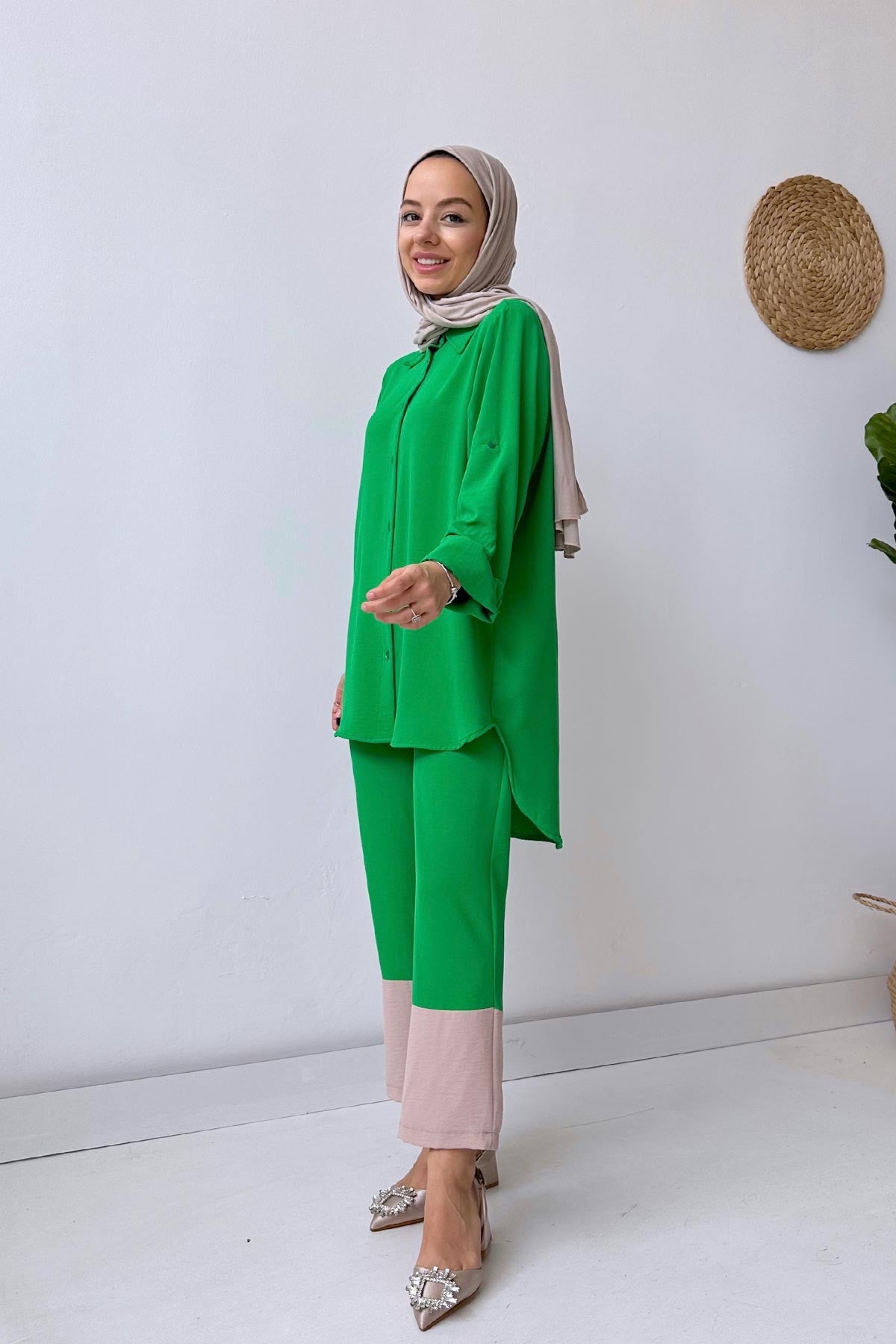Section Suit - Green