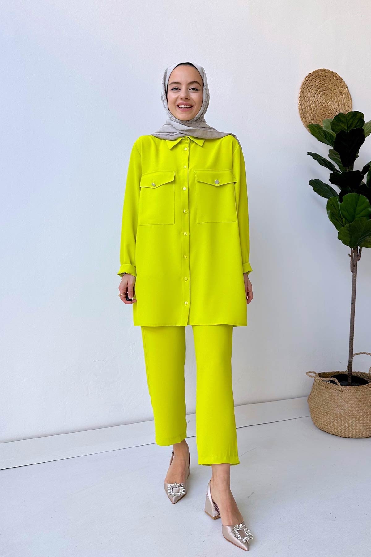 Double Pocket Crepe Suit - Oil Green