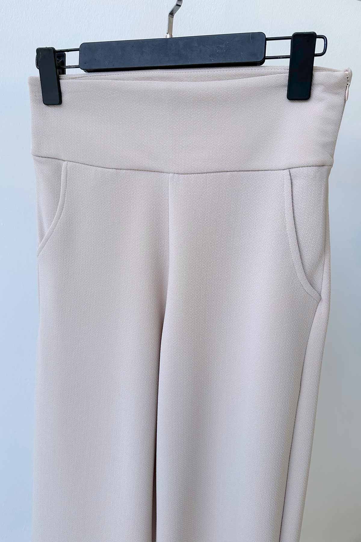 Crepe Corsage Pants - Beige