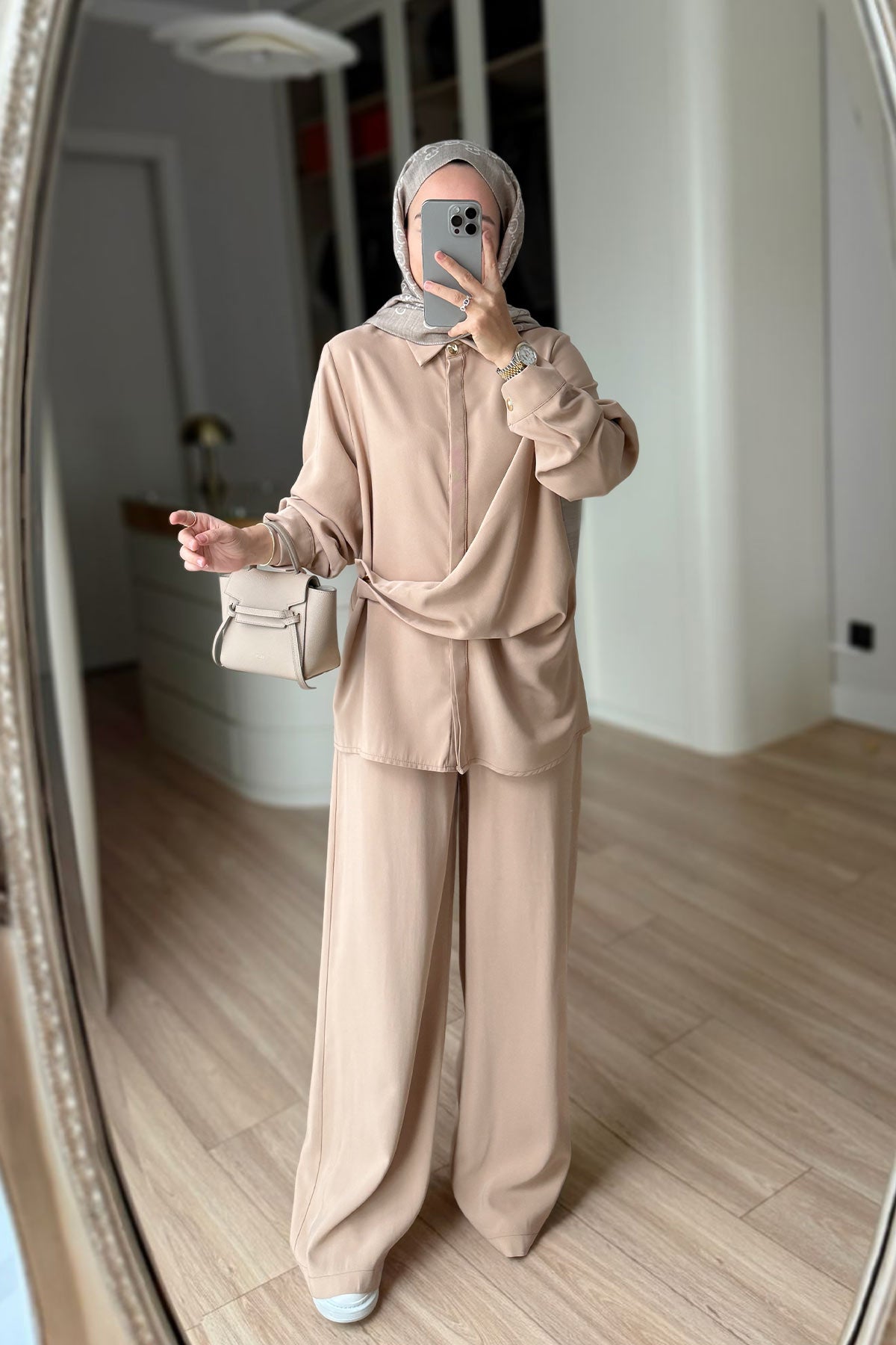Two-Piece Suit with Tie-Waist Detail - Camel