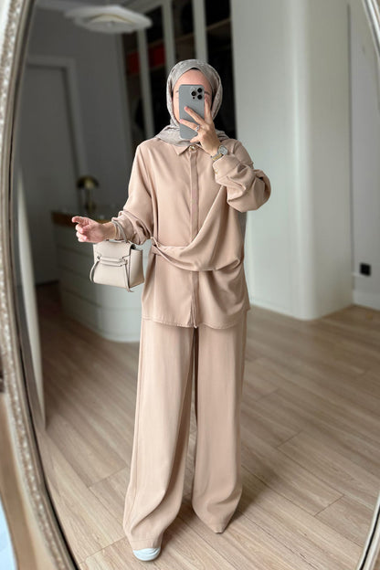 Two-Piece Suit with Tie-Waist Detail - Camel