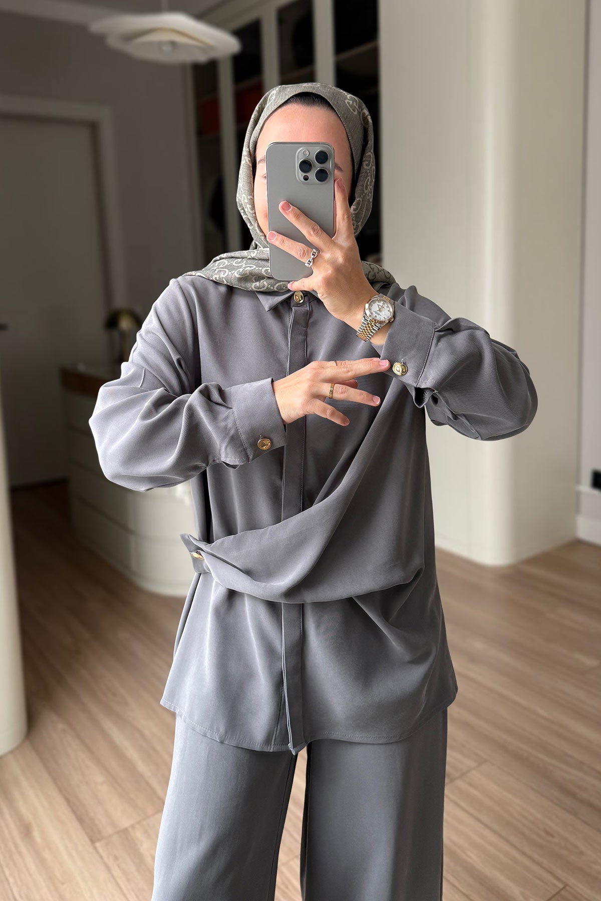 Two-Piece Suit with Tie-Waist Detail - Grey