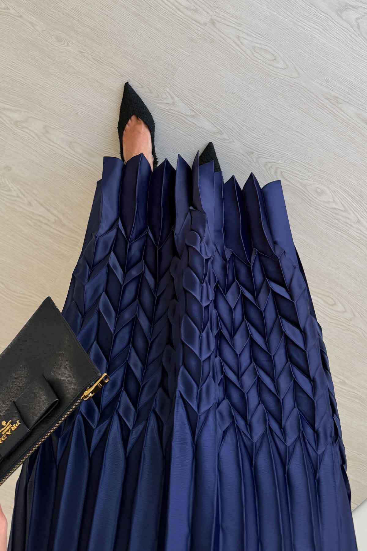 Self-Patterned Pleated Skirt - Navy Blue