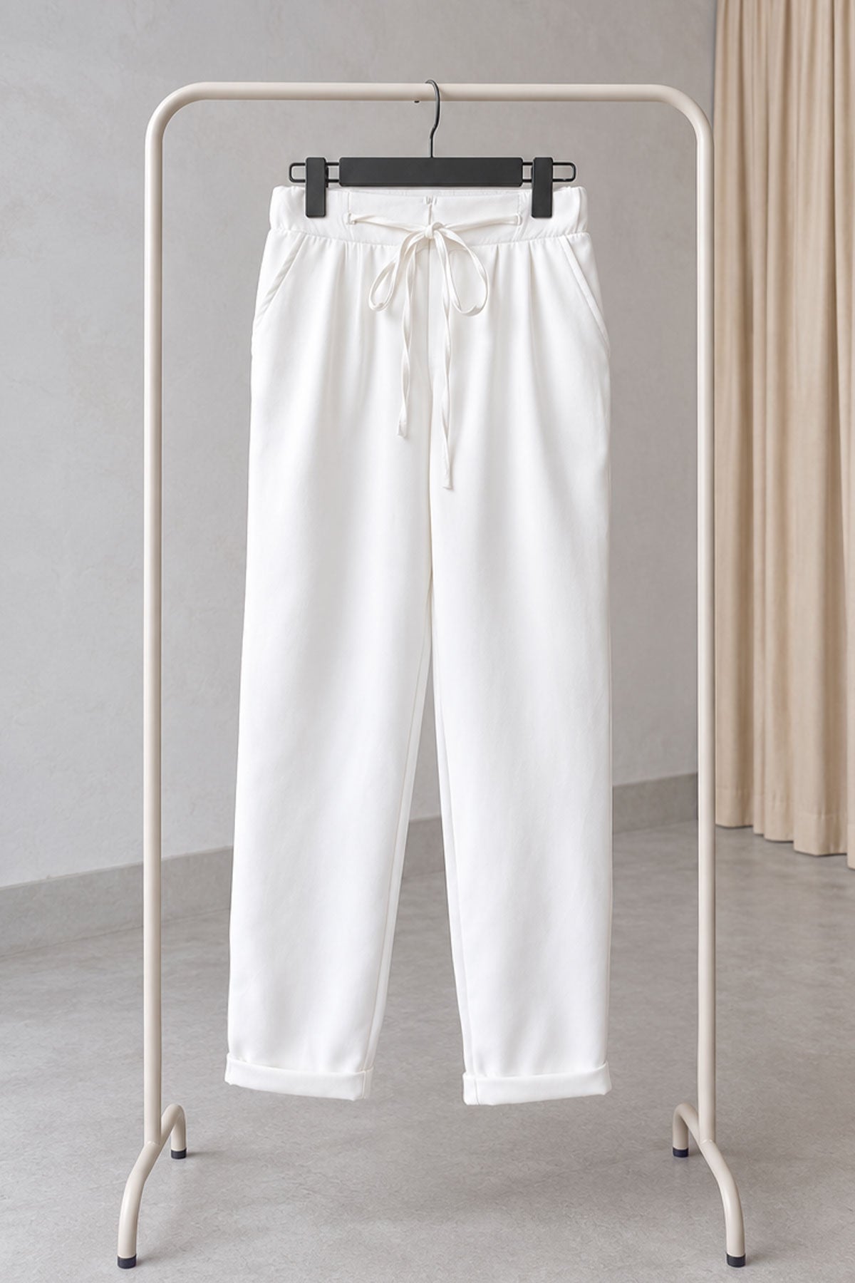 Rope Detail Carrot Pants - White