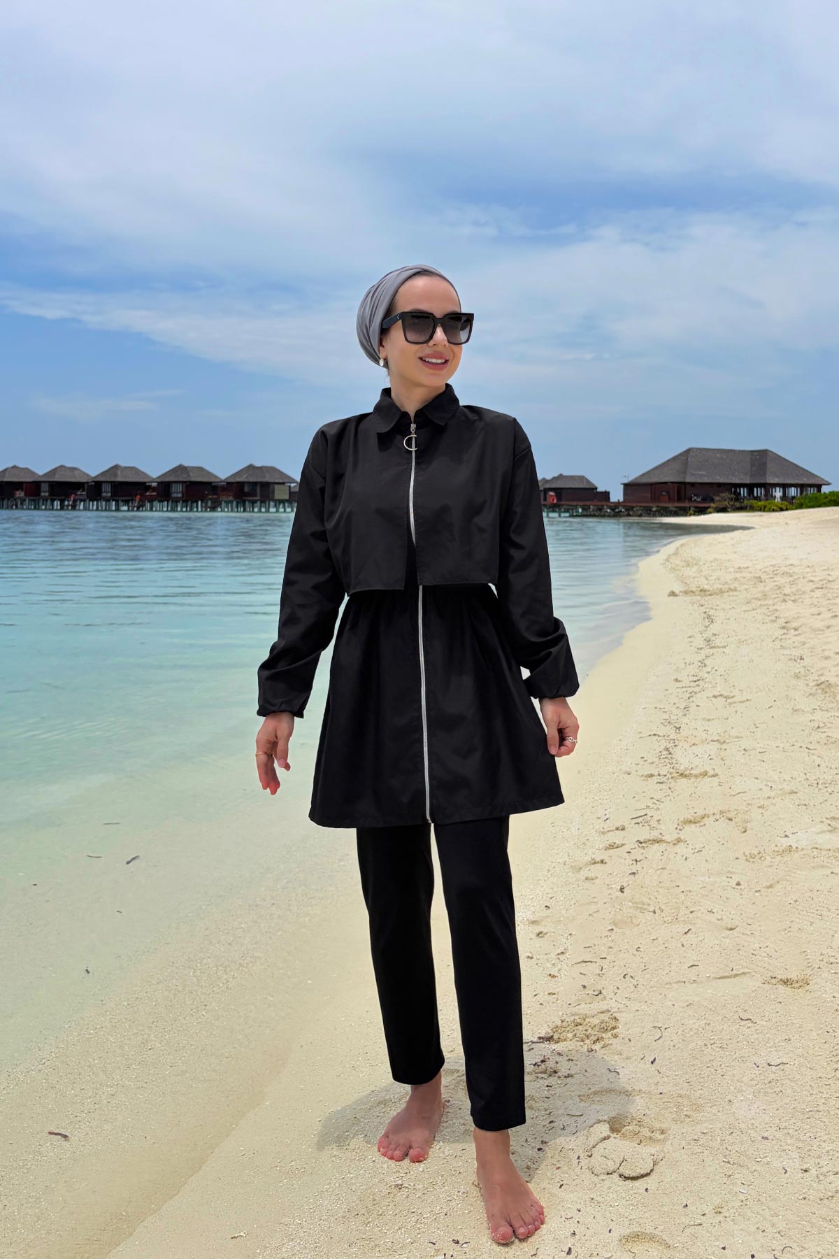 Sea Modest Swimsuit - Black