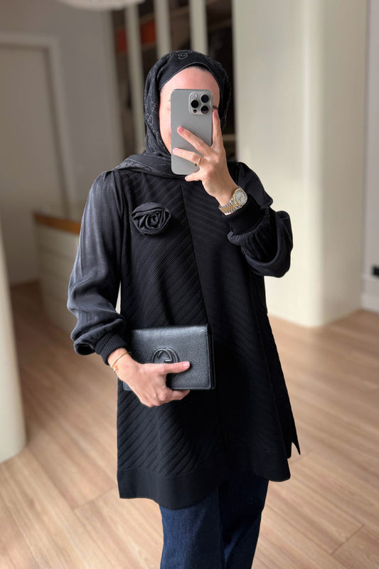Rose Detail Mercerized Tunic - Black