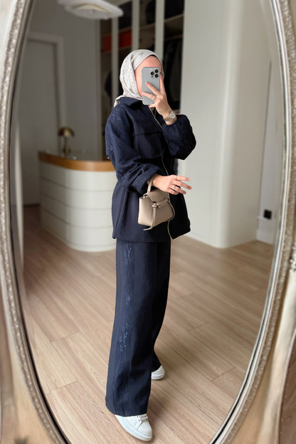 Lace-Detail Two-Piece Suit - Navy