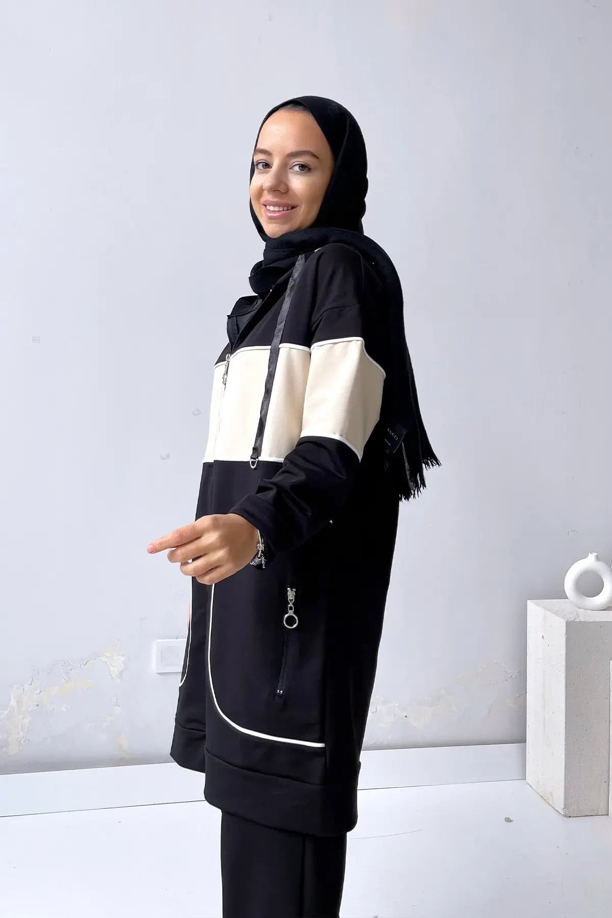 Hoodie Line Suit - Black