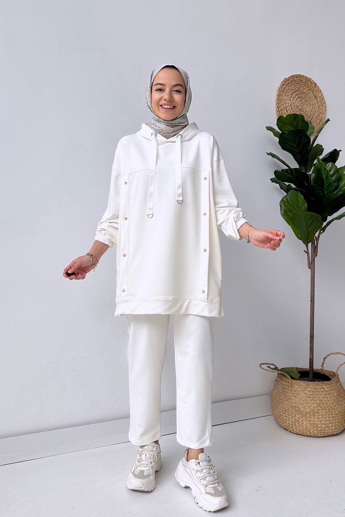 Star Hoodie Suit - White